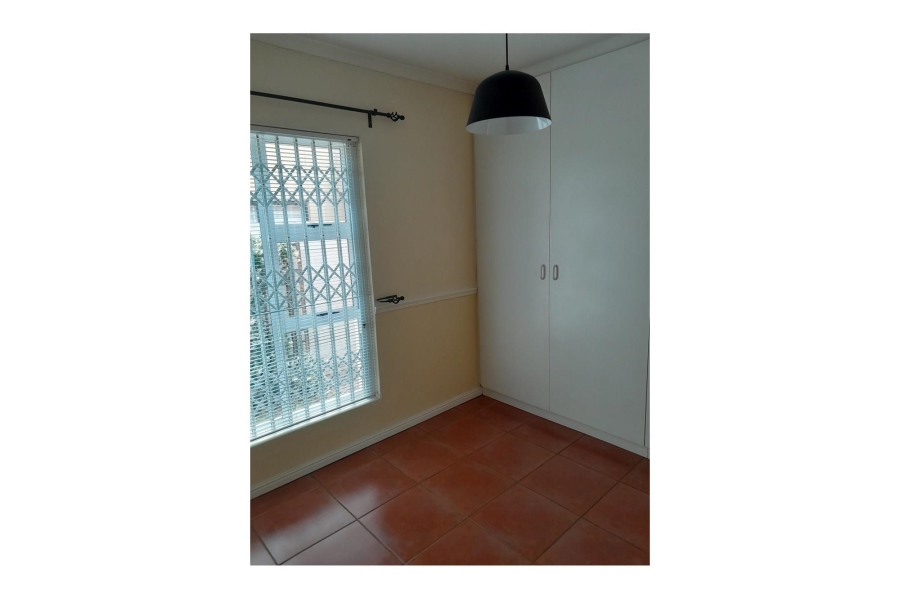 To Let 2 Bedroom Property for Rent in Parklands Western Cape